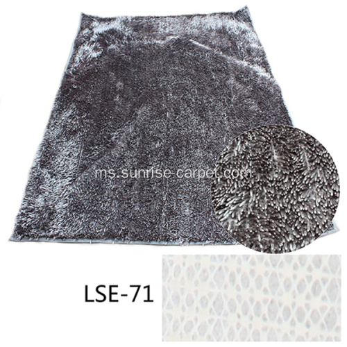 Bath mat --- Chenille